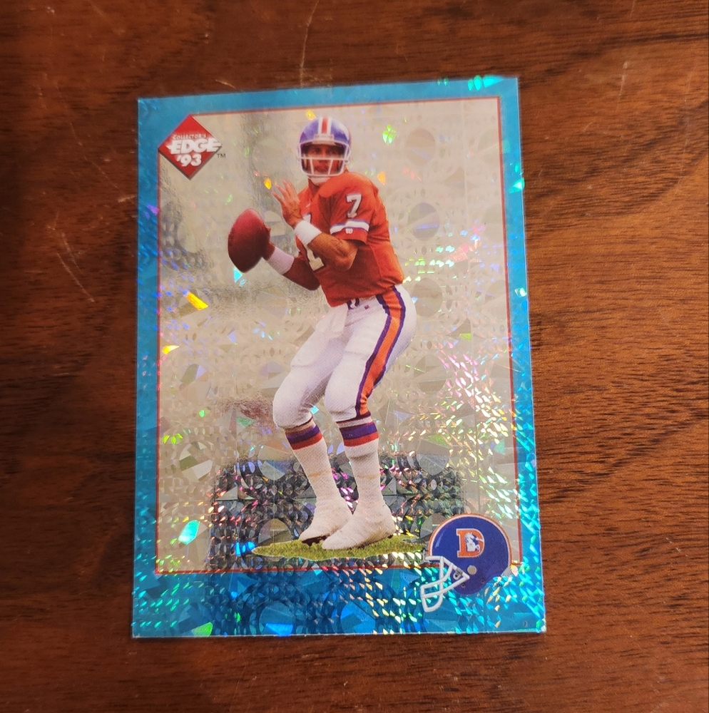 Vibrant Blue and Red Trading Cards for Collectors